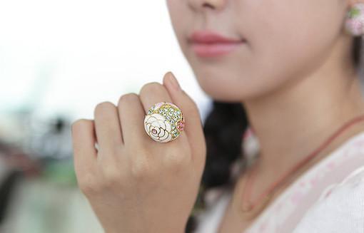 陈开柳清寒小说 柳清寒陈开女总裁的霸道狂婿免费阅读